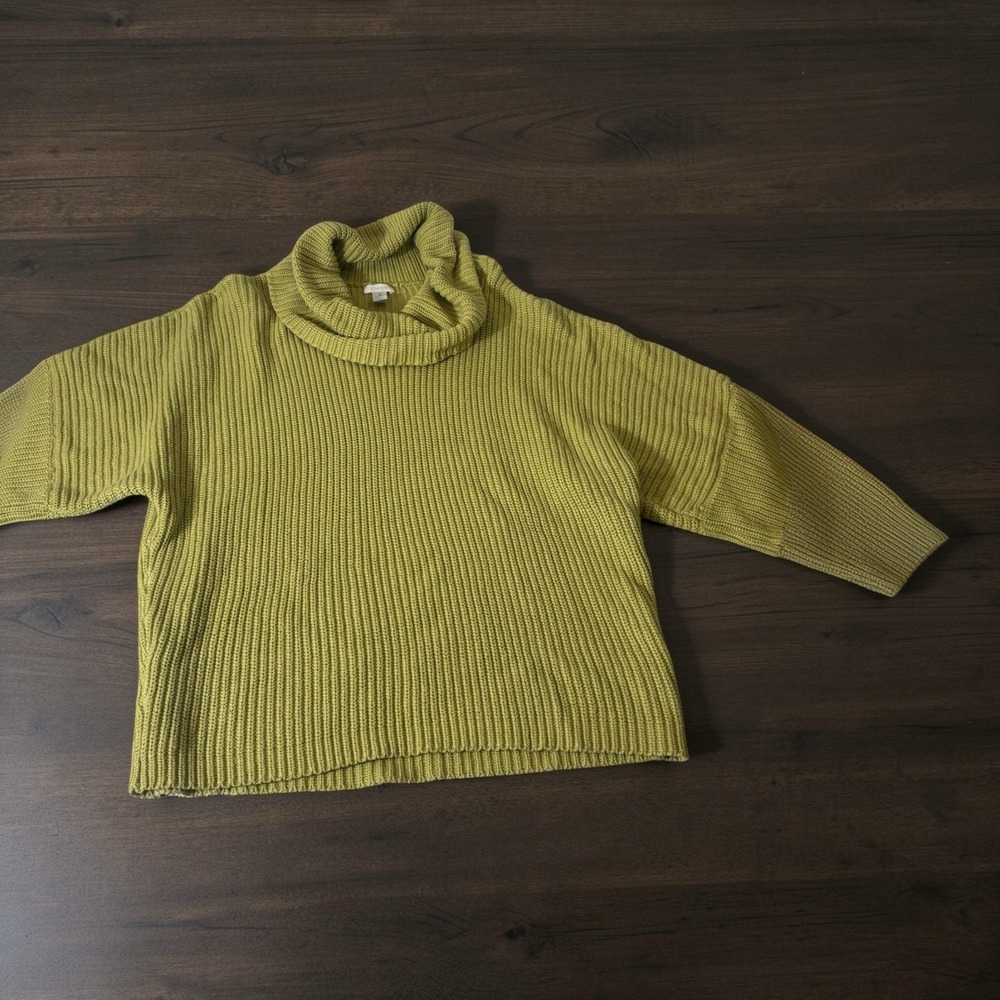 CHICOS Green Short Sleeve Cowl Neck Sweater Knit Top Size‎ 3